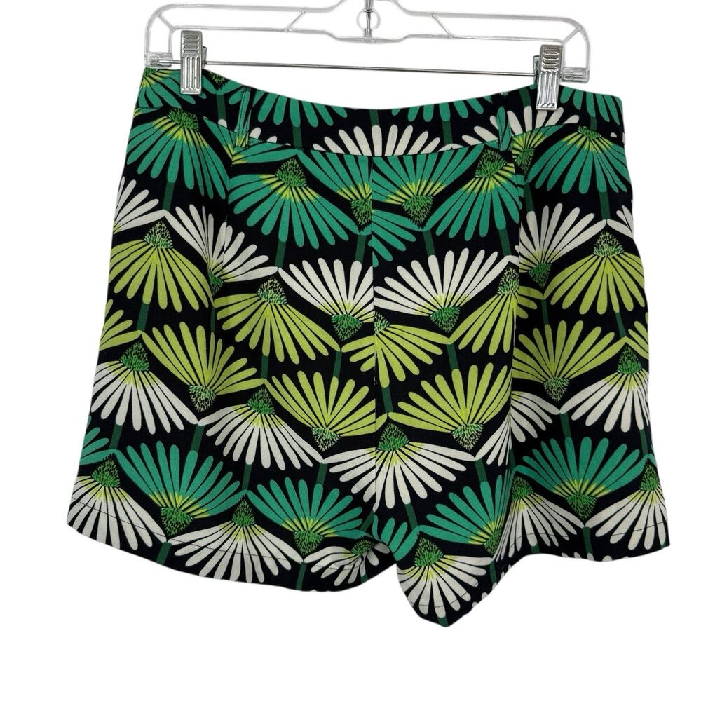 Molly Bracken Crepe Shorts Size Large Floral Green Pattern 3" inseam NWT Preppy - Picture 3 of 14